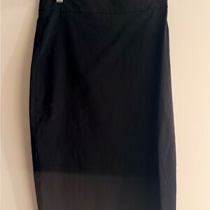 EUC Avenue Montaigne Tailored Black Women's Pencil Skirt